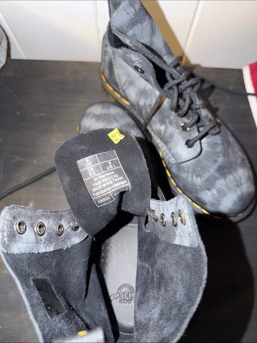 Dr. Martens authentic dr
